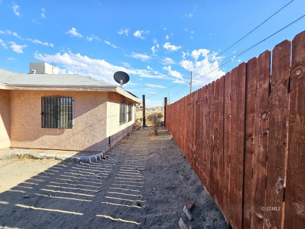 Property Photo 26