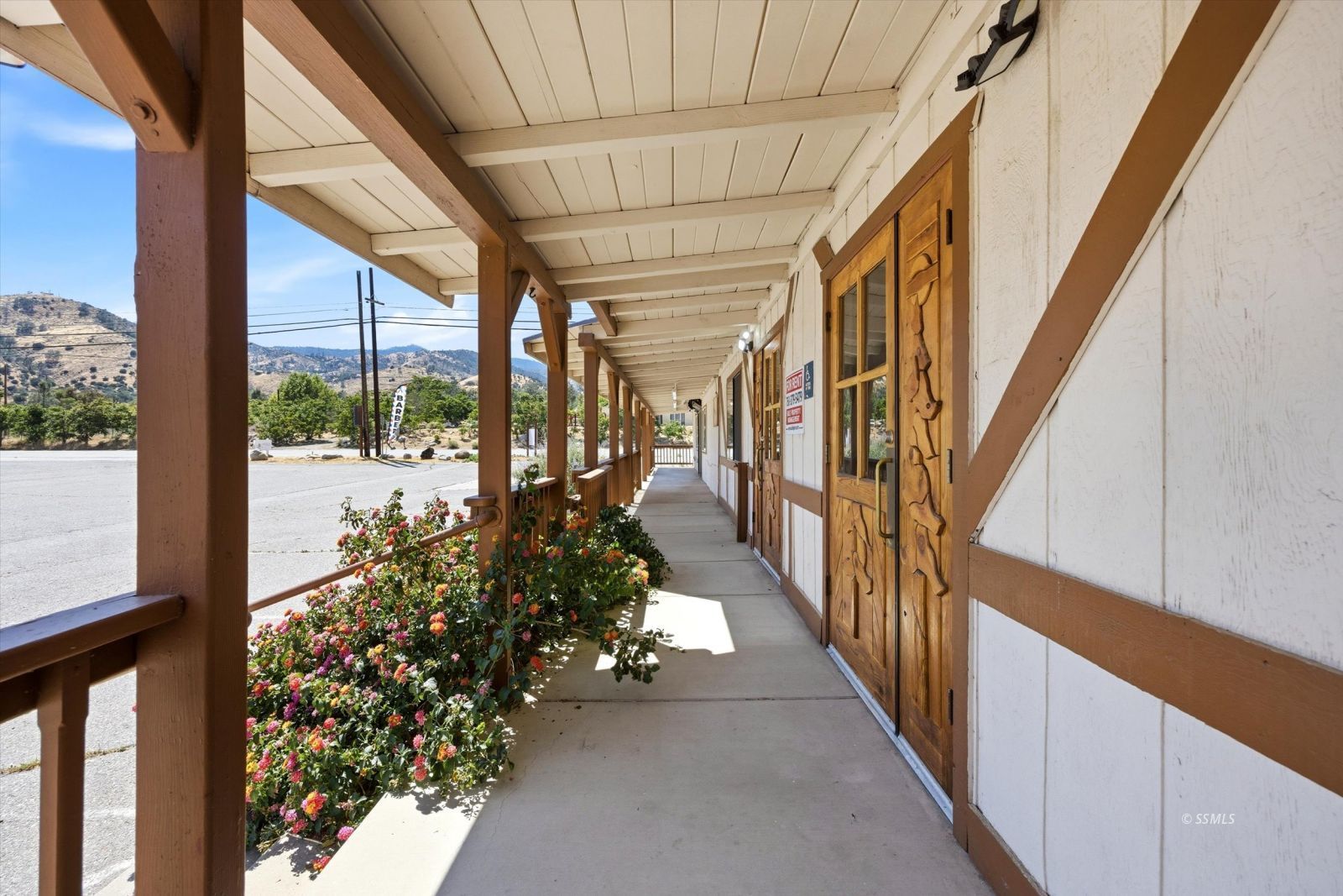 Property Photo 23