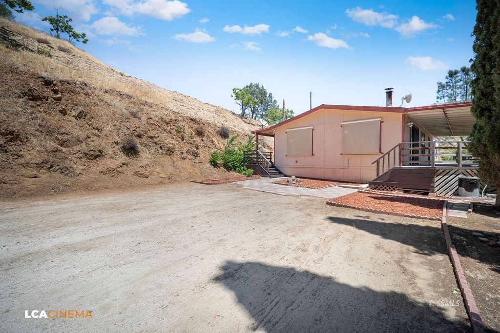 Property Photo 32