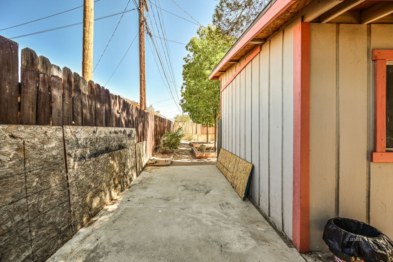 Property Photo 40