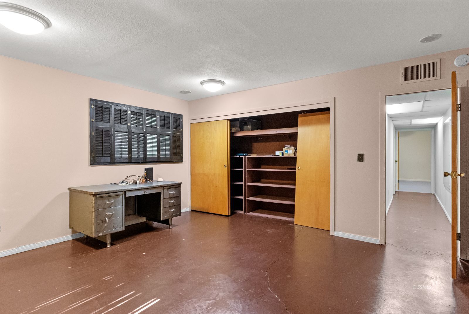 Property Photo 26