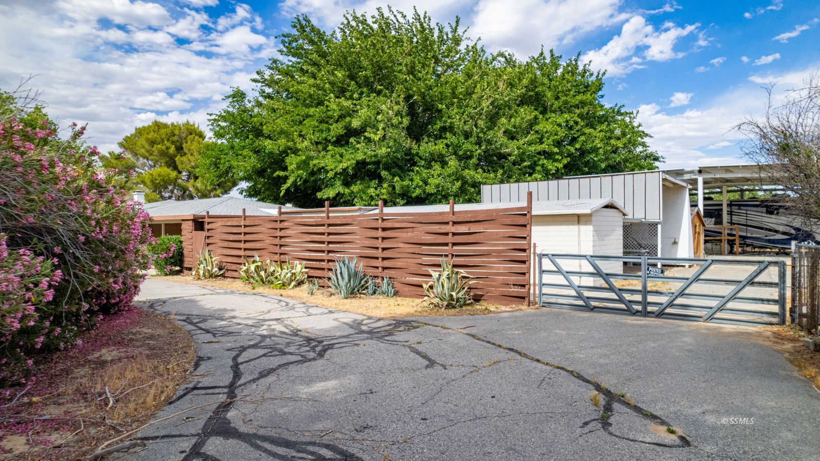 Property Photo 42