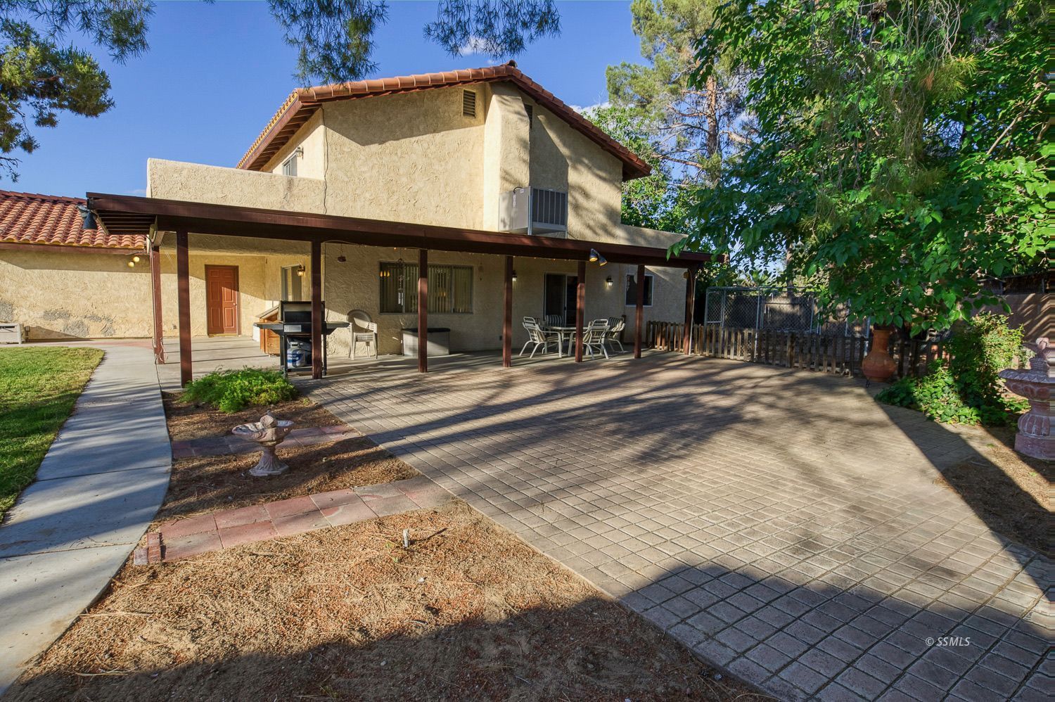 Property Photo 40