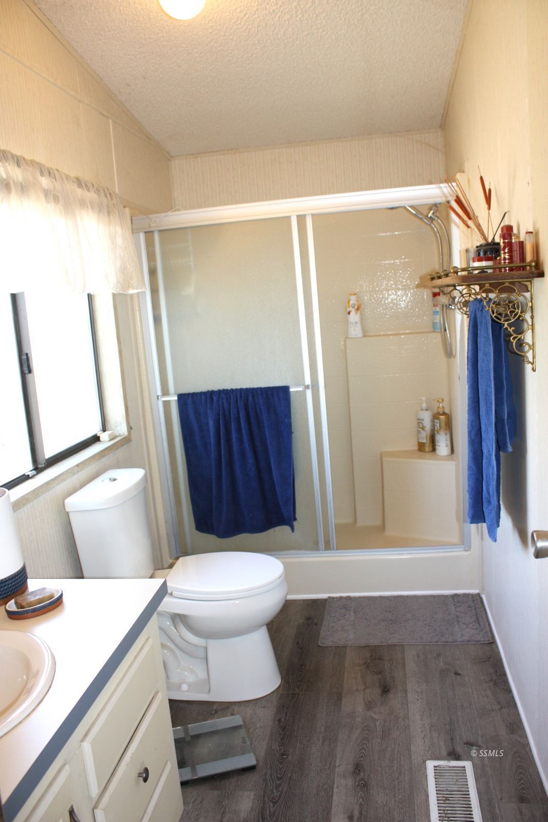 Property Photo 22
