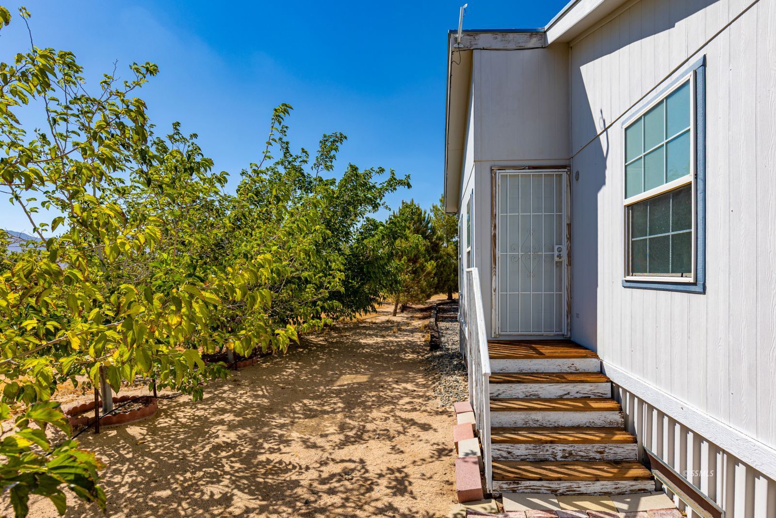 Property Photo 34