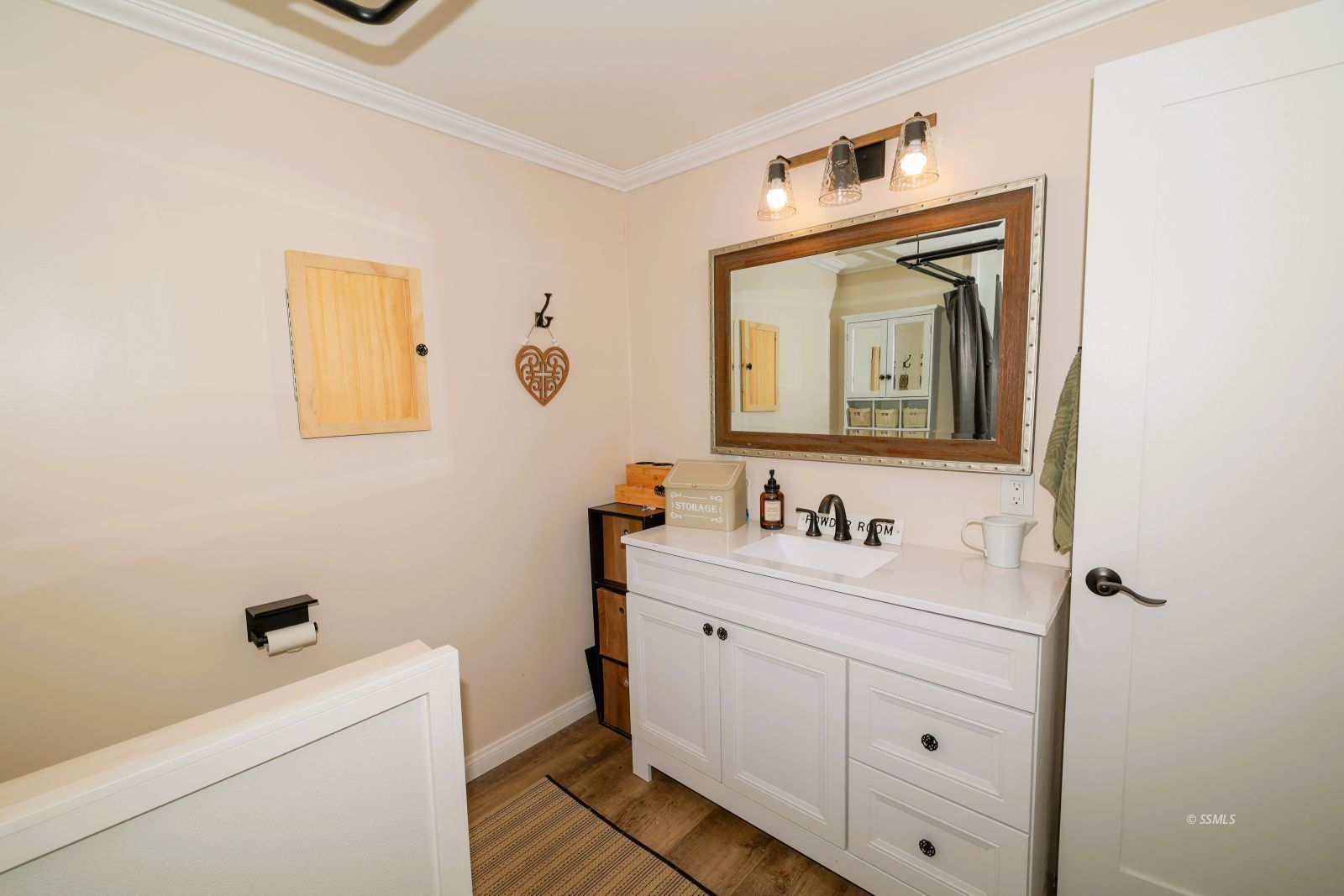 Property Photo 30