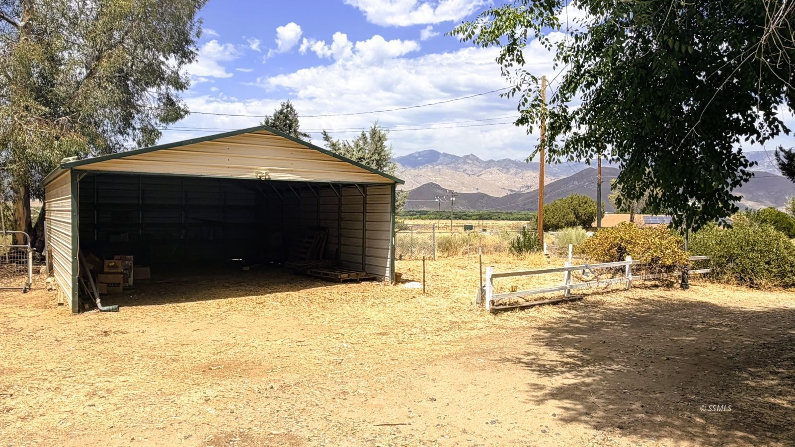 Property Photo 27
