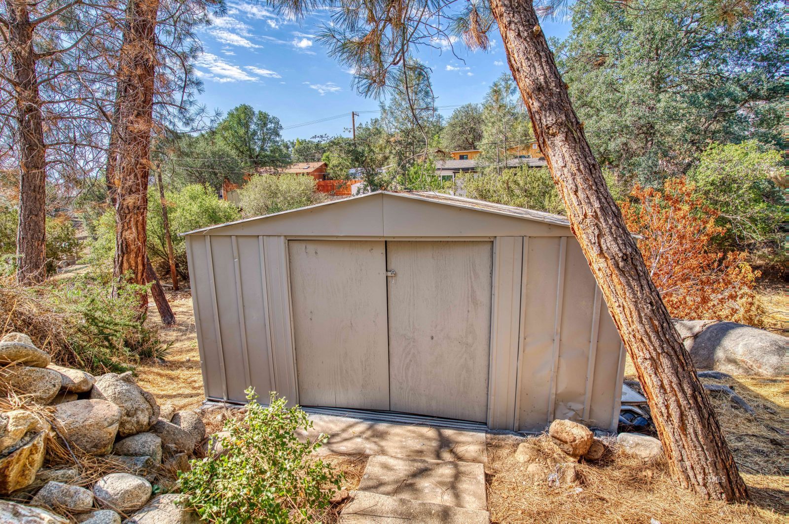 Property Photo 23