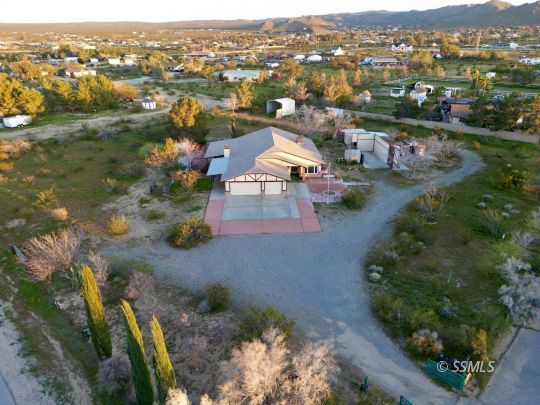 feature listing property photo