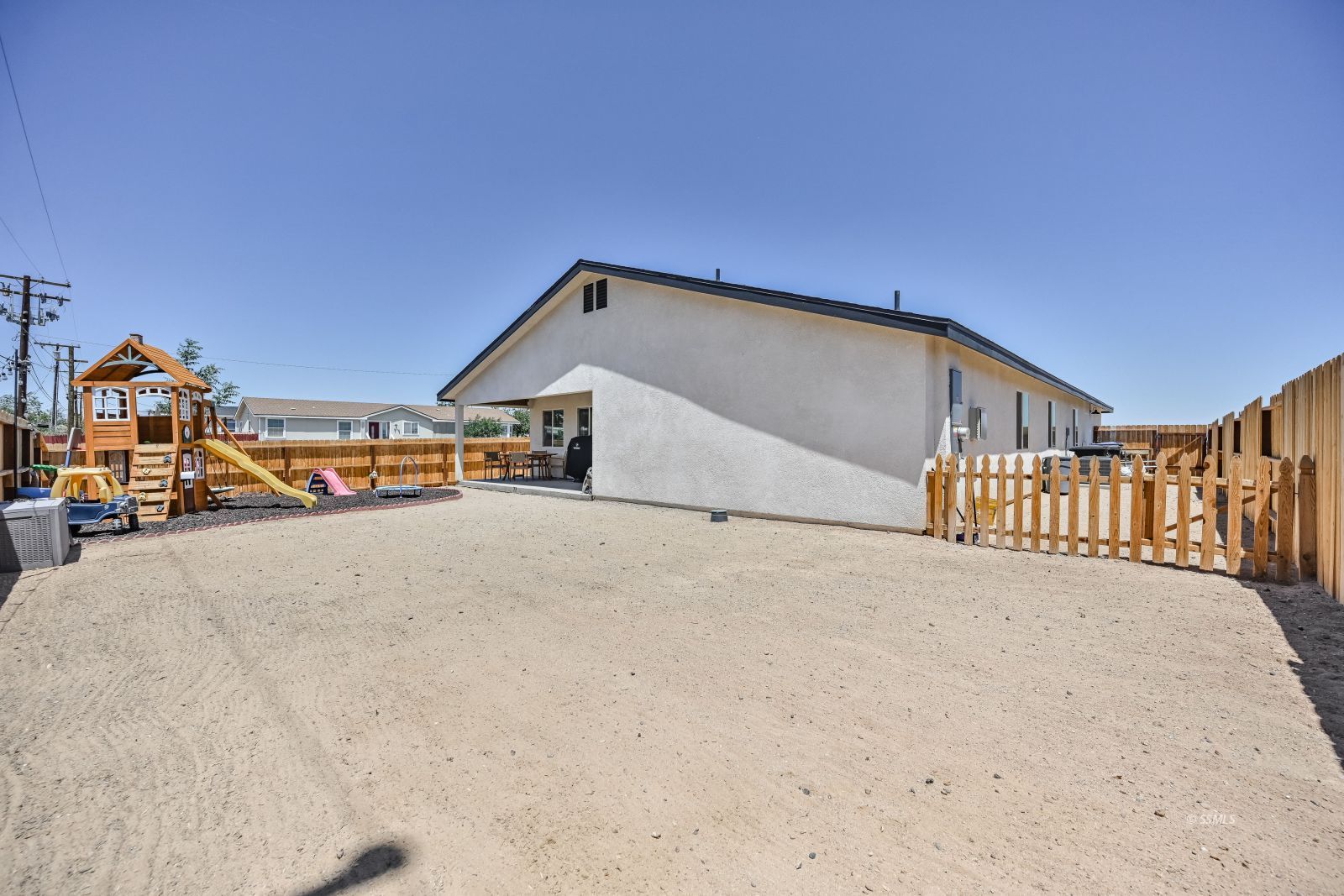 Property Photo 38