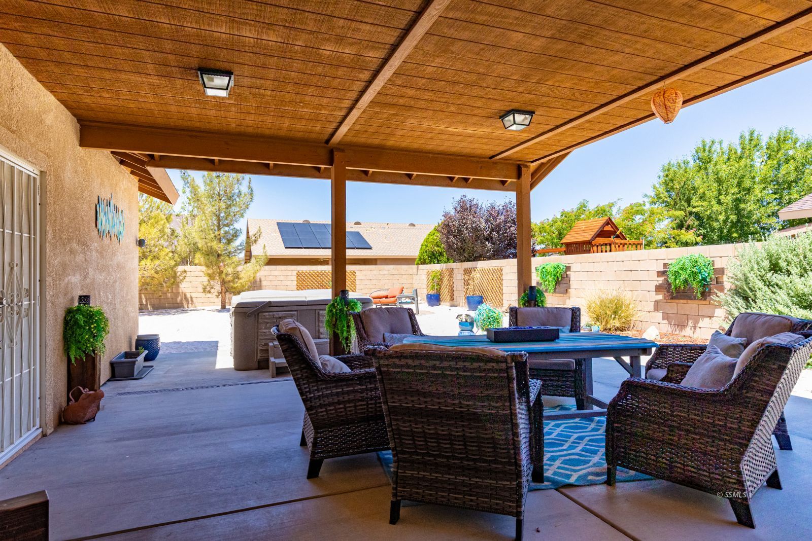 Property Photo 28