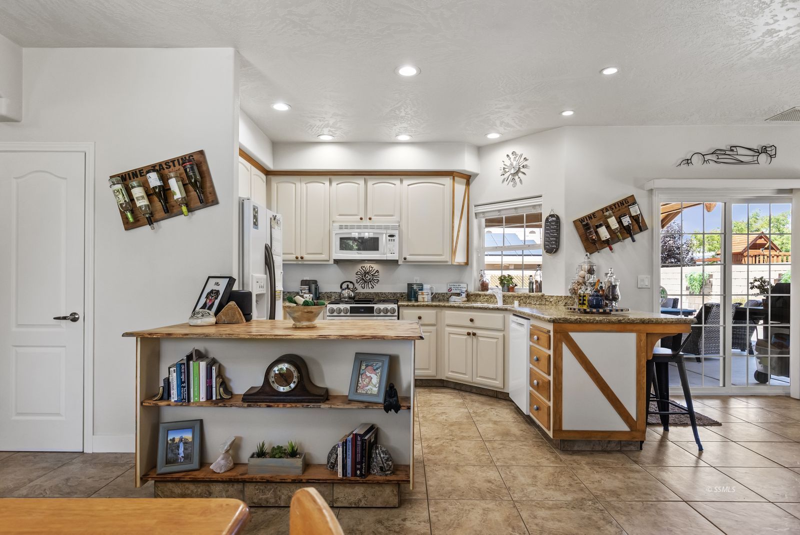 Property Photo 14