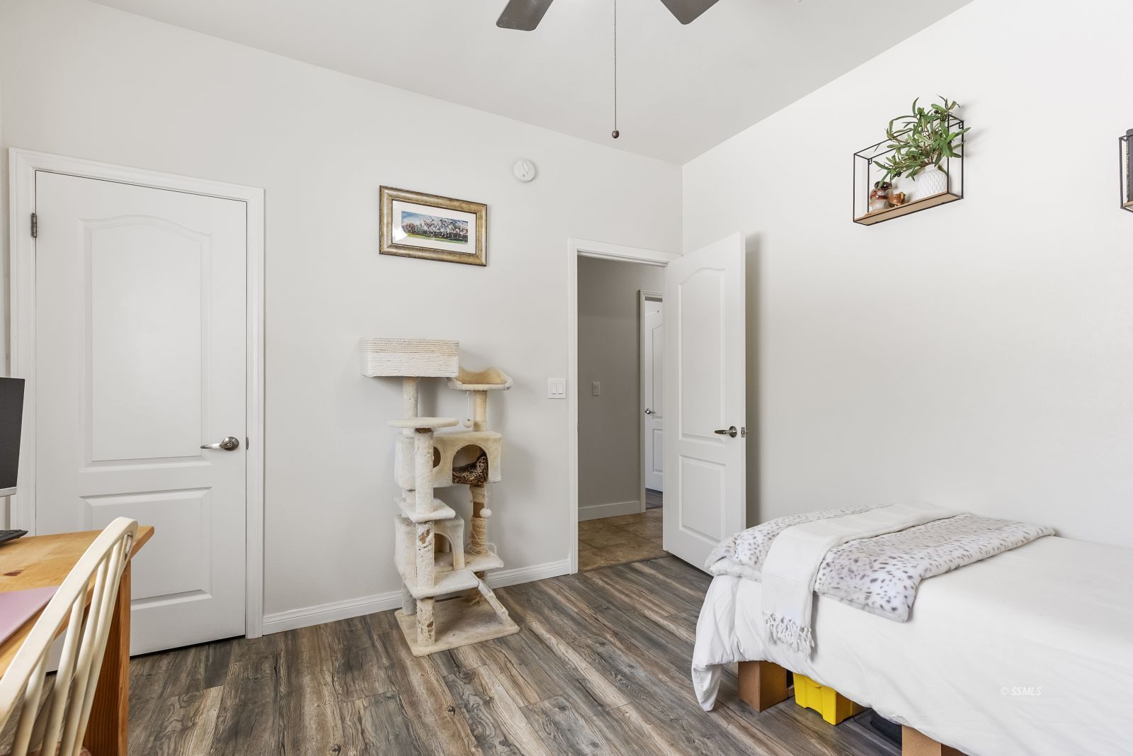 Property Photo 22