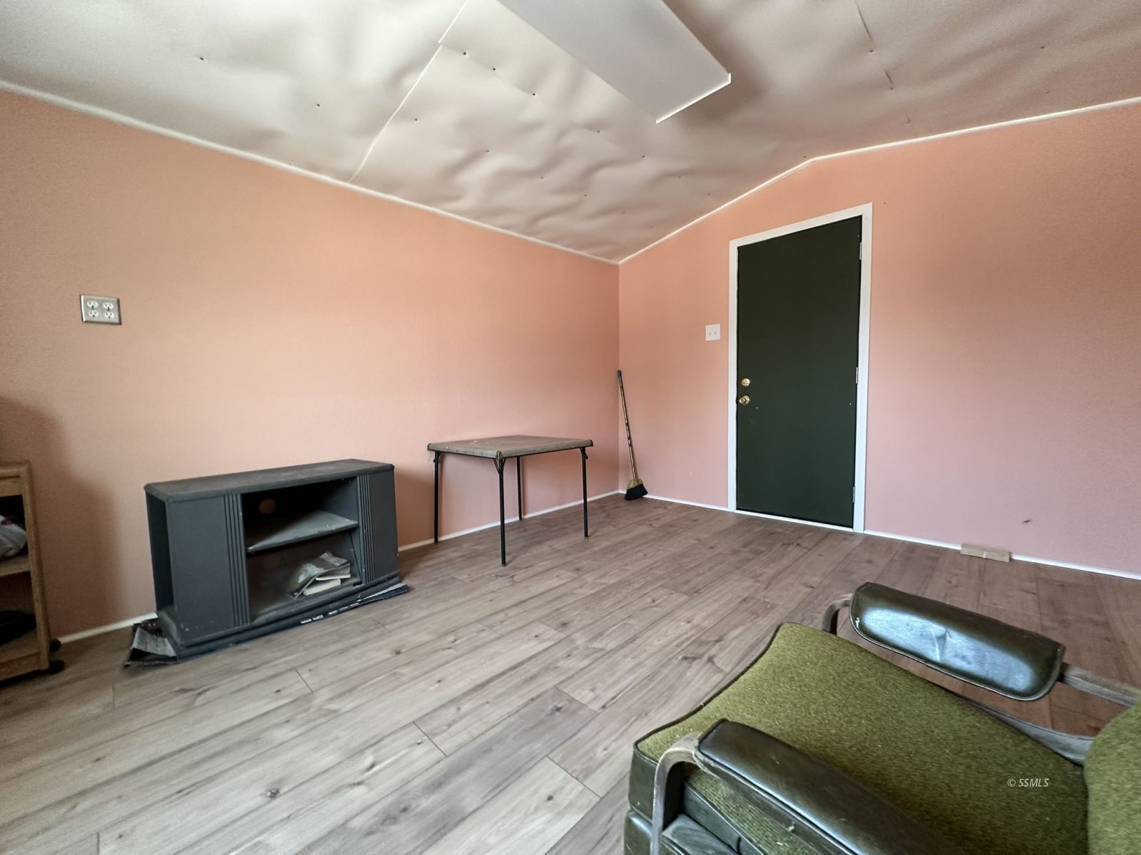 Property Photo 26