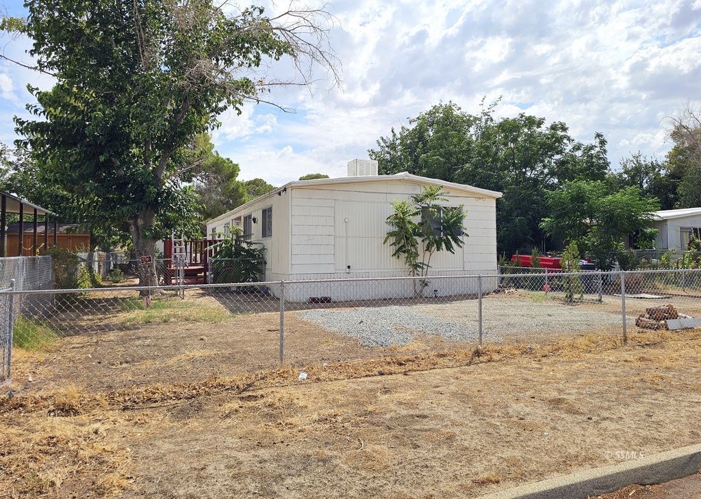 Property Photo 43