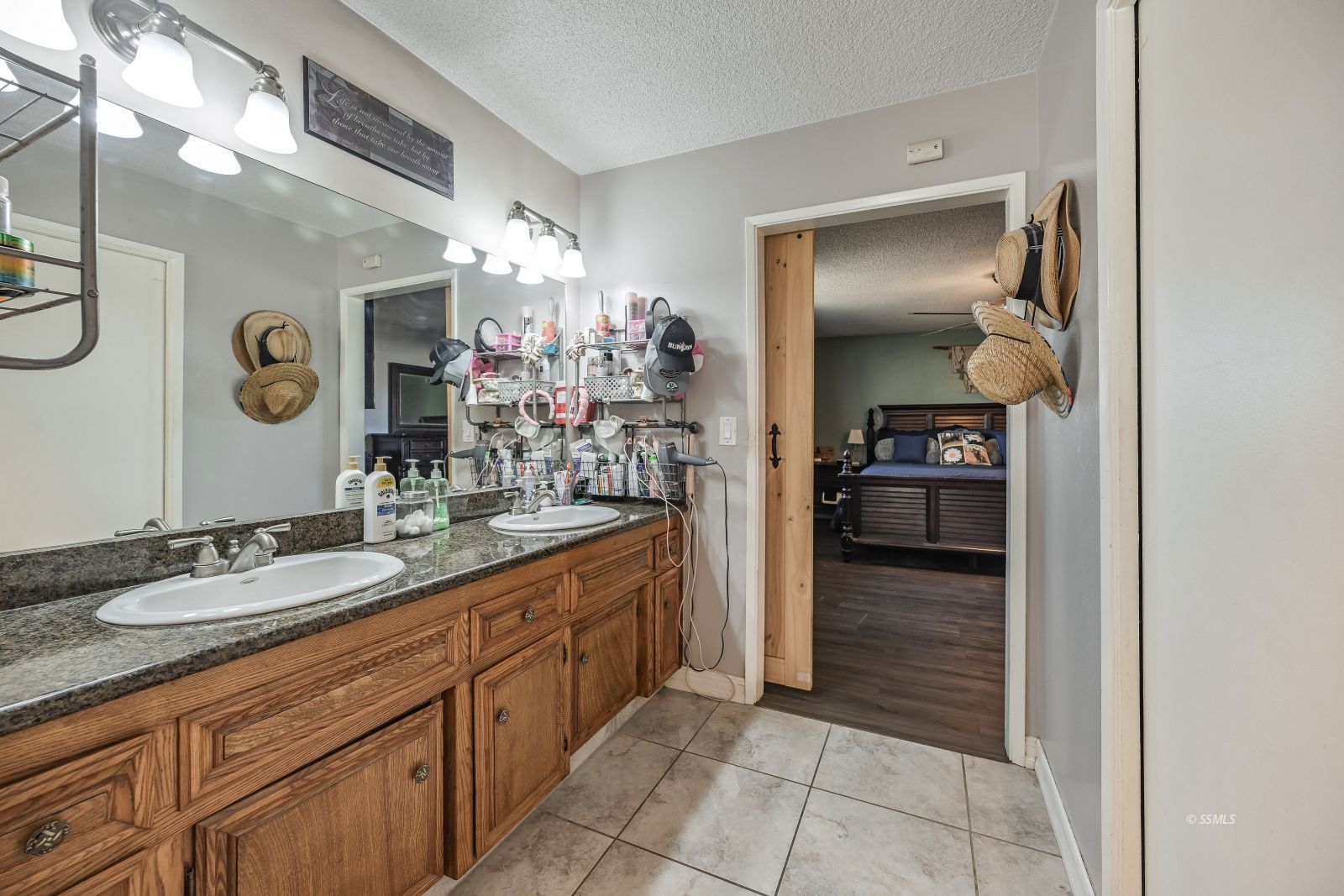 Property Photo 41