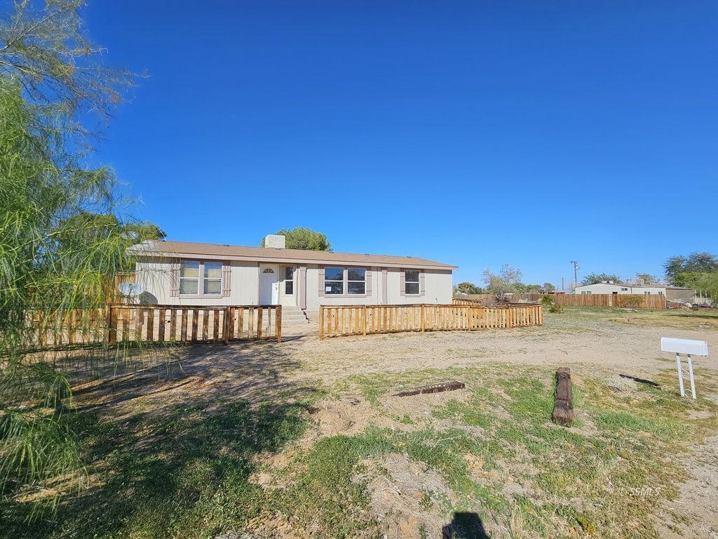 Property Photo 26