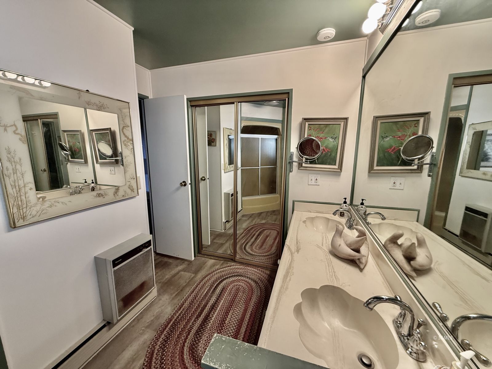 Property Photo 42