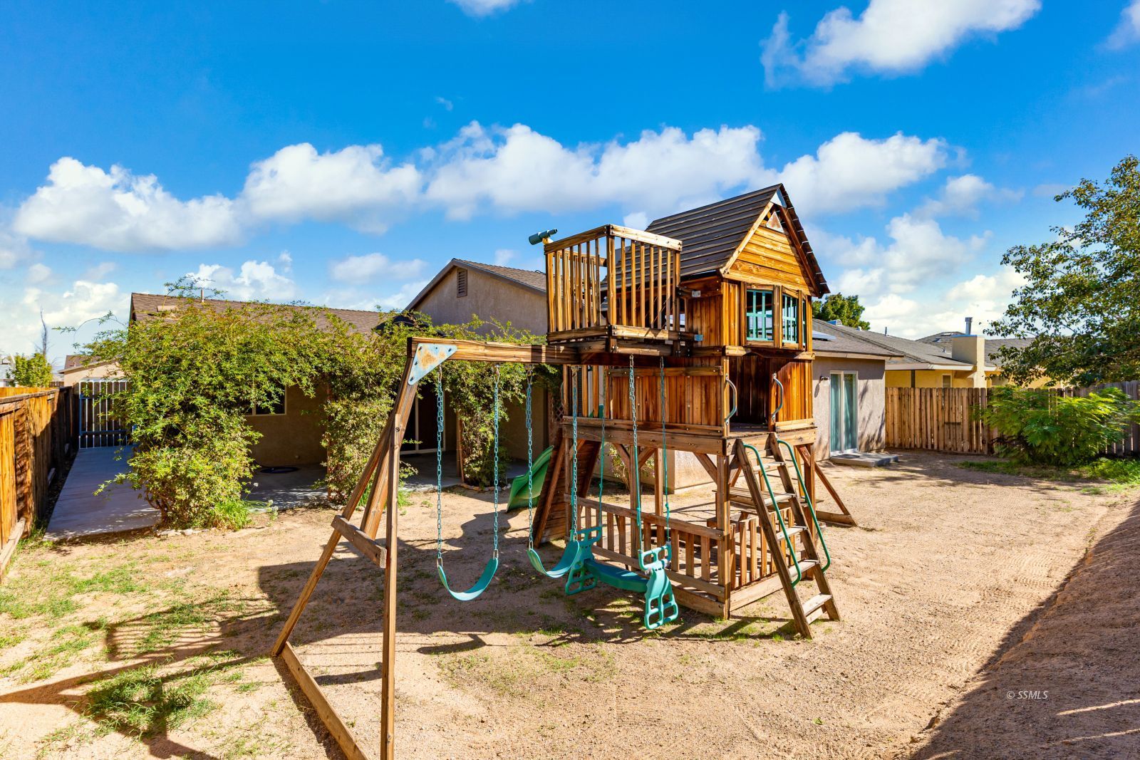 Property Photo 30