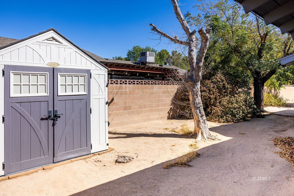 Property Photo 31