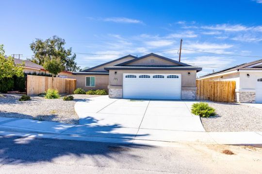 feature listing property photo