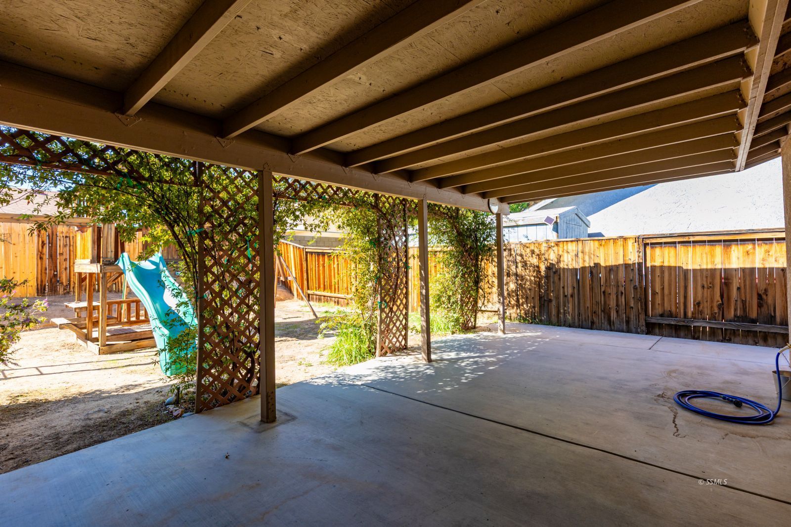 Property Photo 27