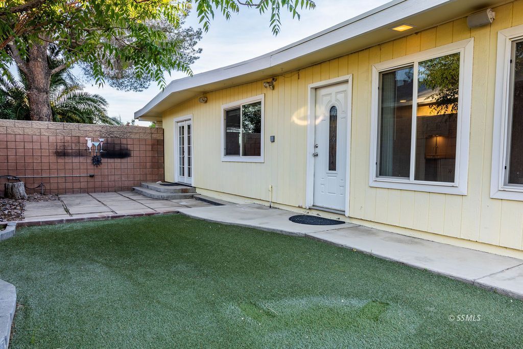 Property Photo 32