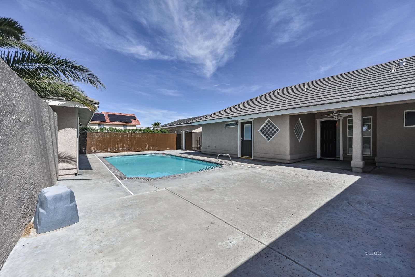 Property Photo 17