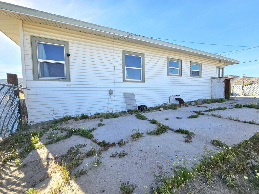 Property Photo 28
