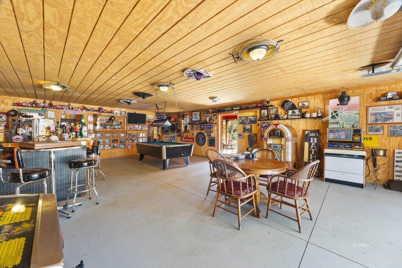 Property Photo 45