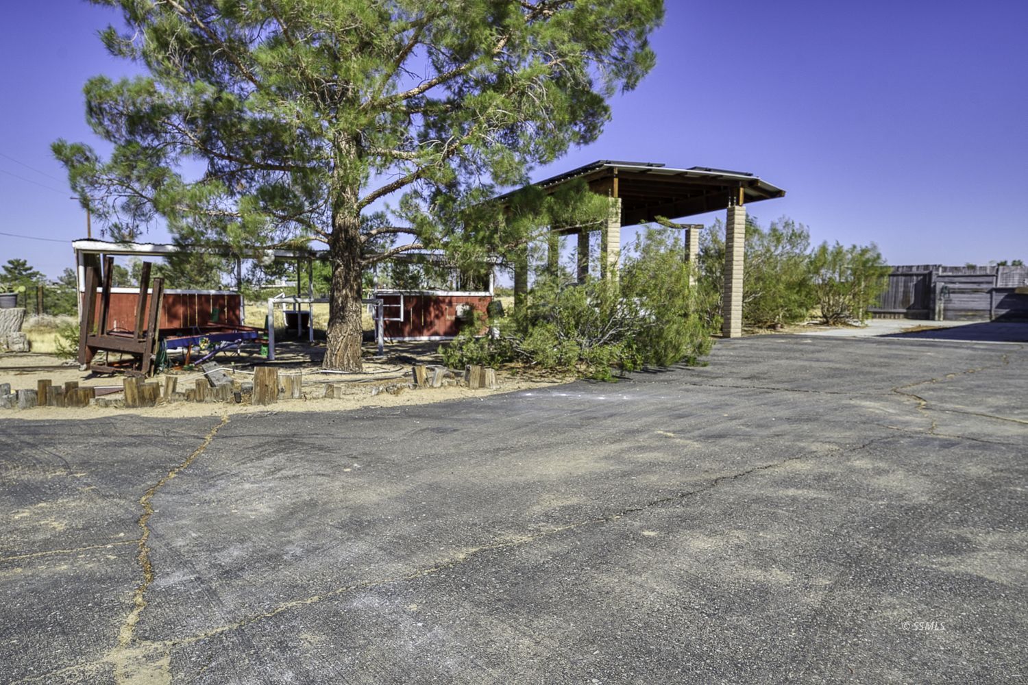 Property Photo 43