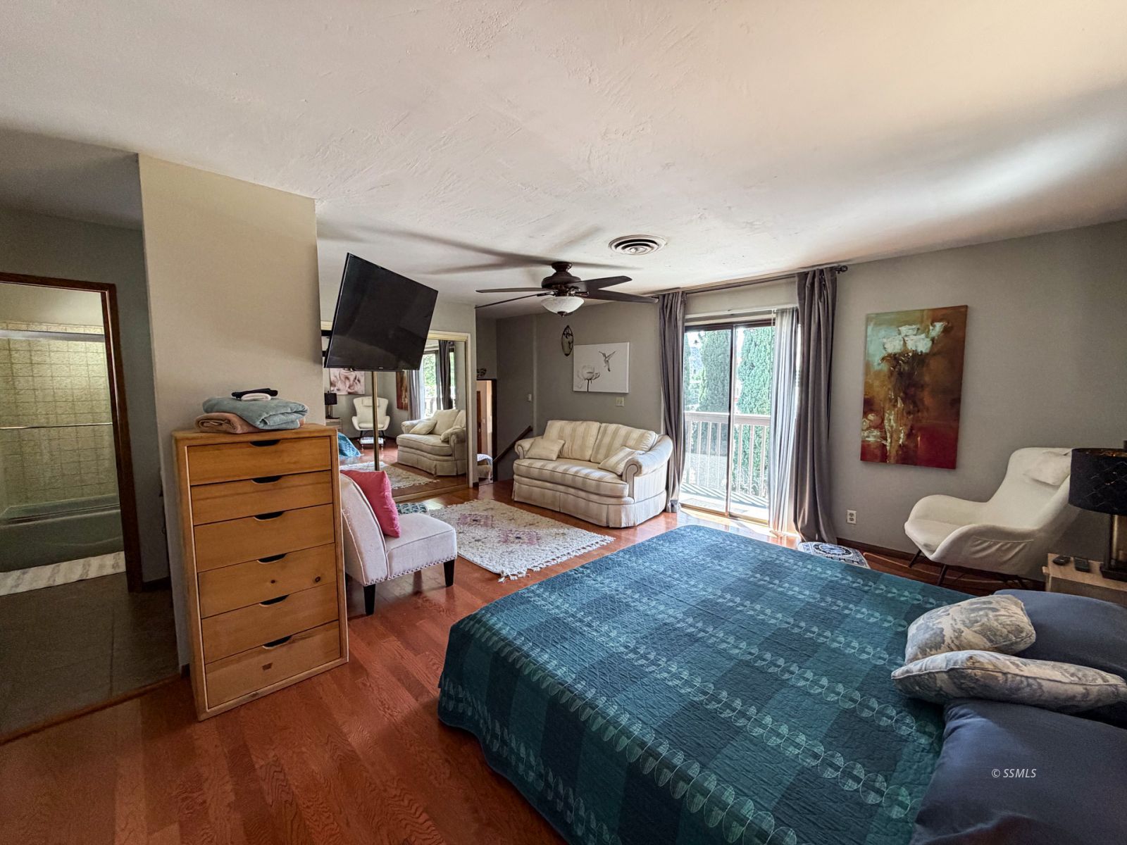 Property Photo 16
