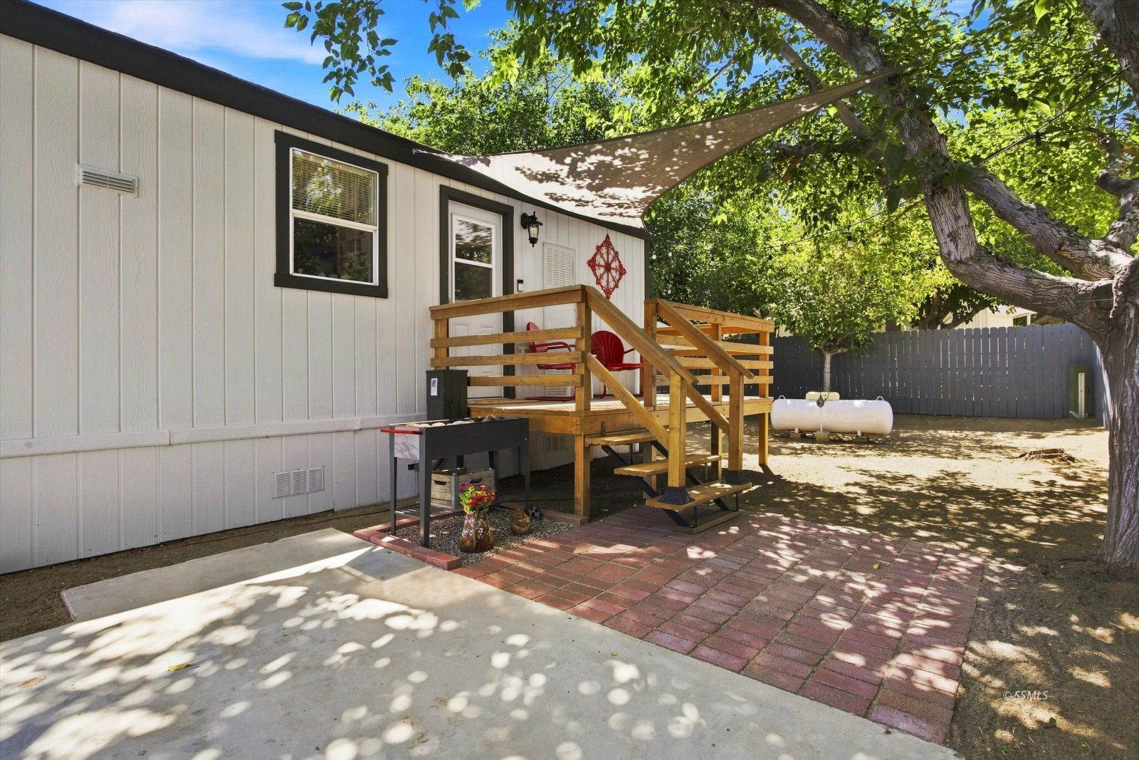 Property Photo 32