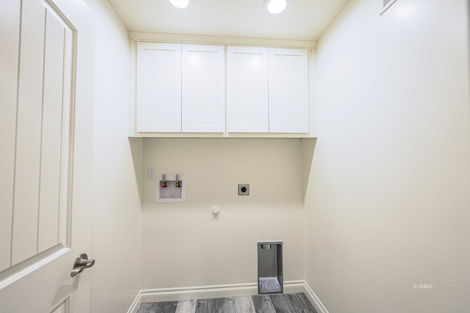 Property Photo 39