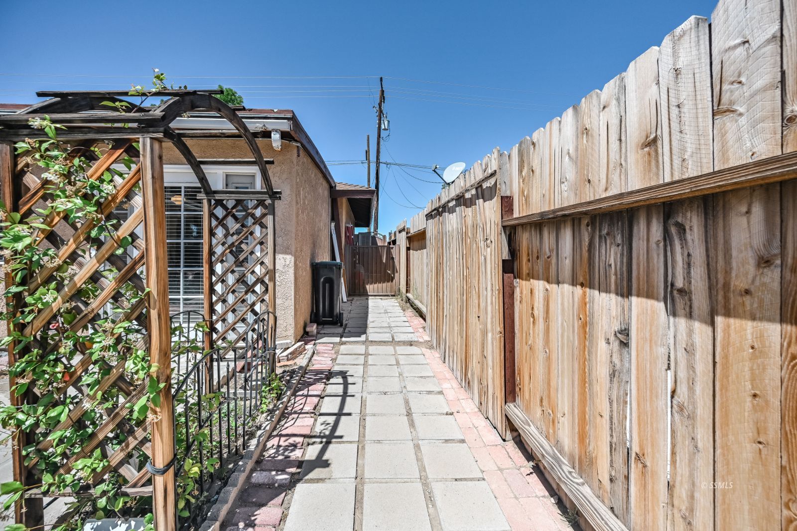 Property Photo 28