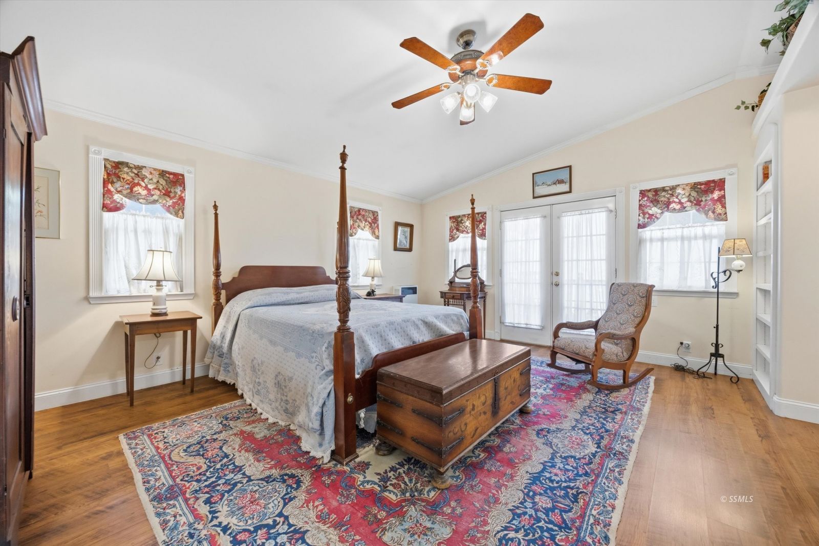 Property Photo 32