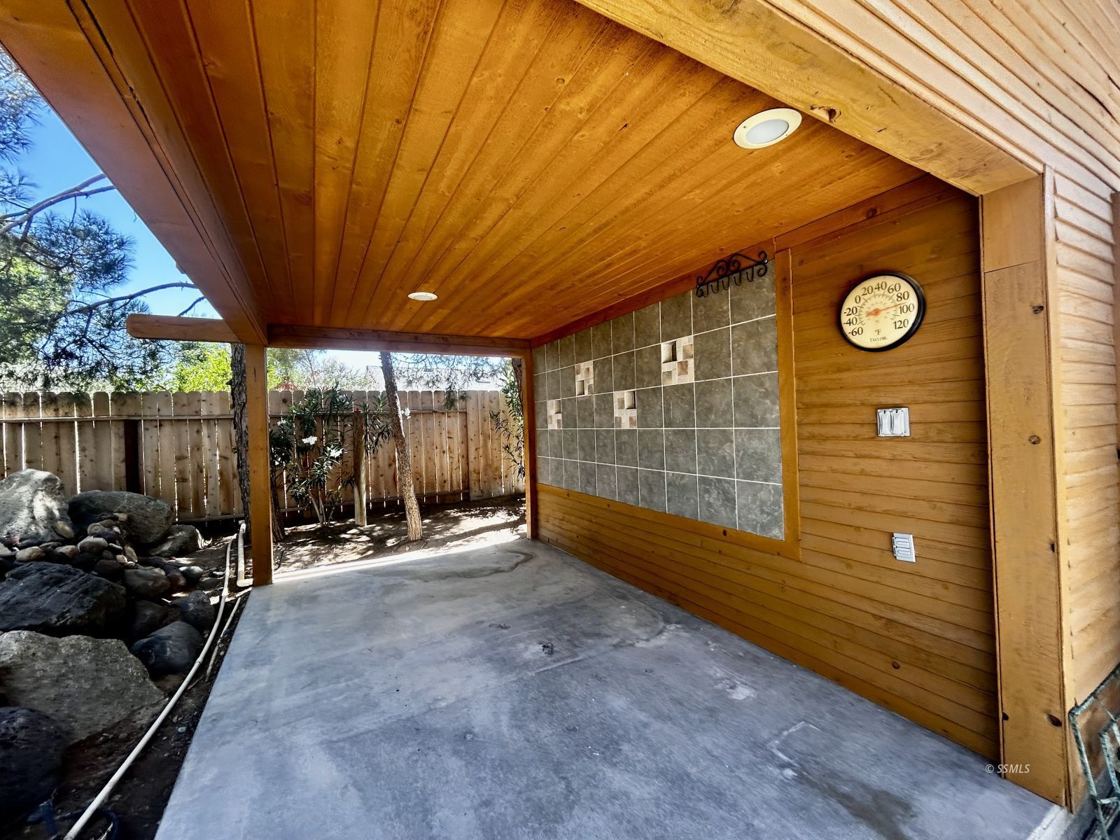Property Photo 37
