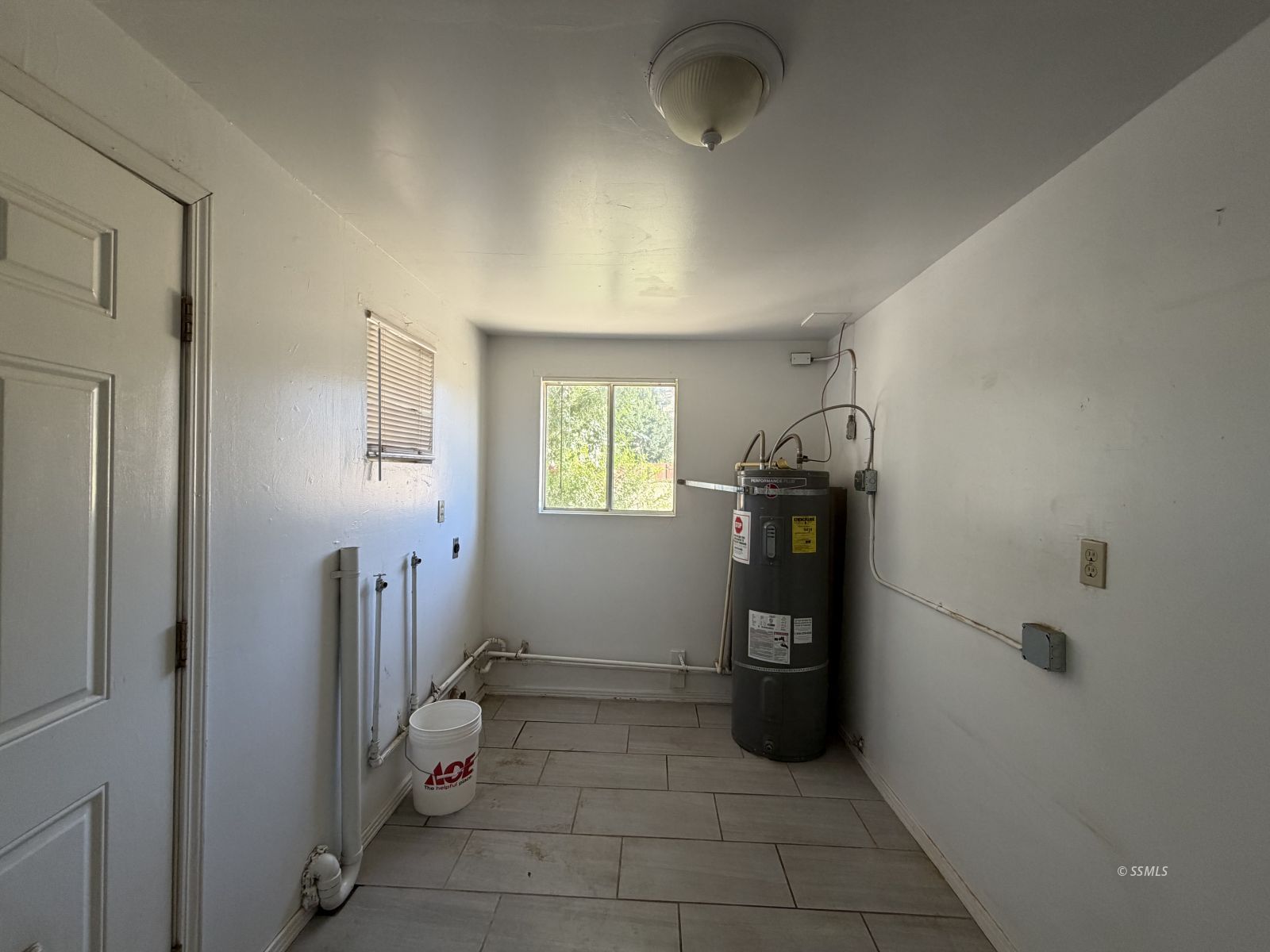 Property Photo 44