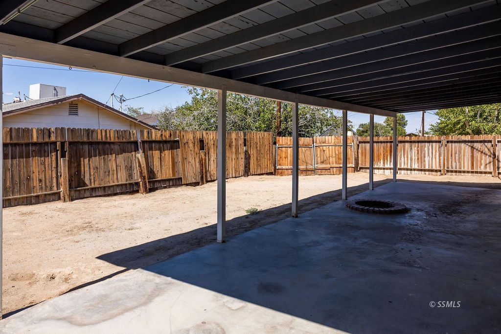 Property Photo 36
