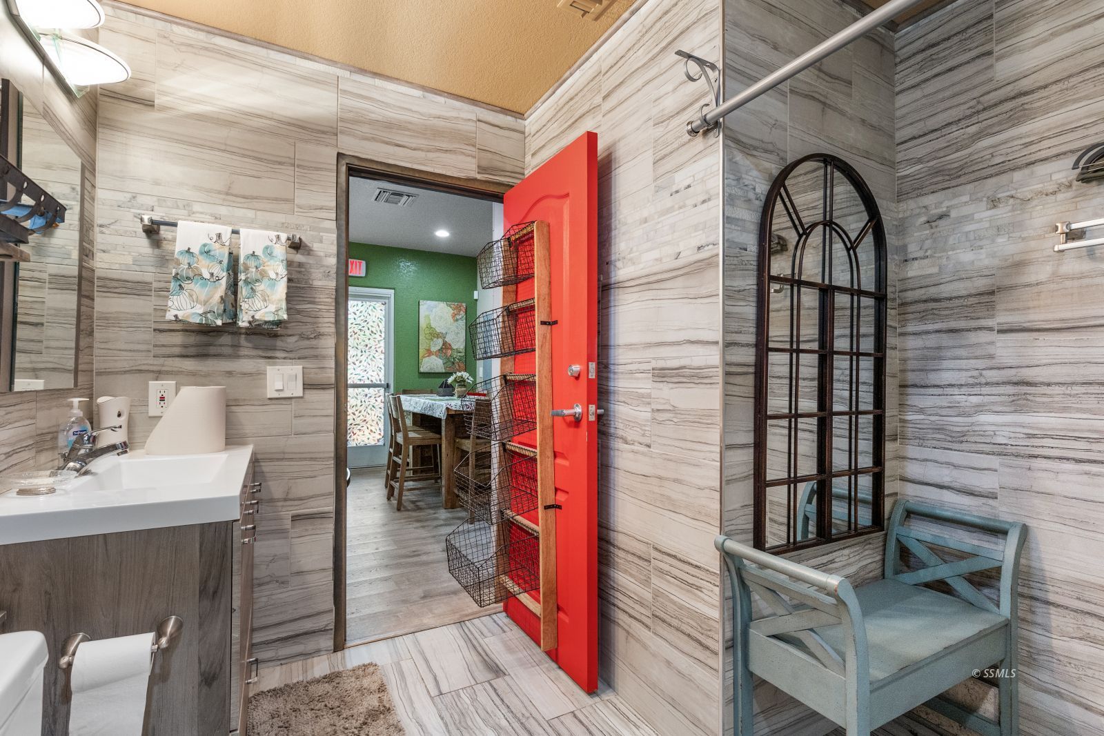 Property Photo 38