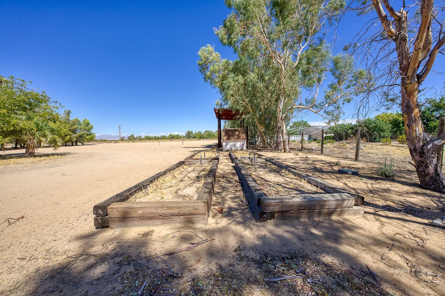 Property Photo 27