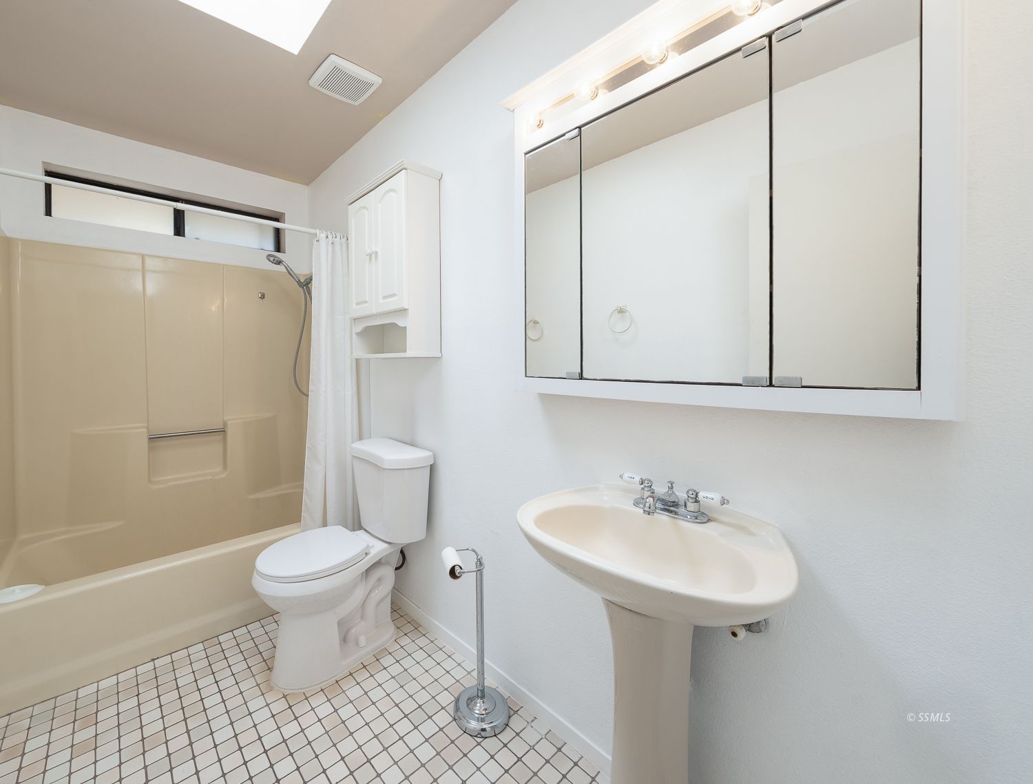 Property Photo 24