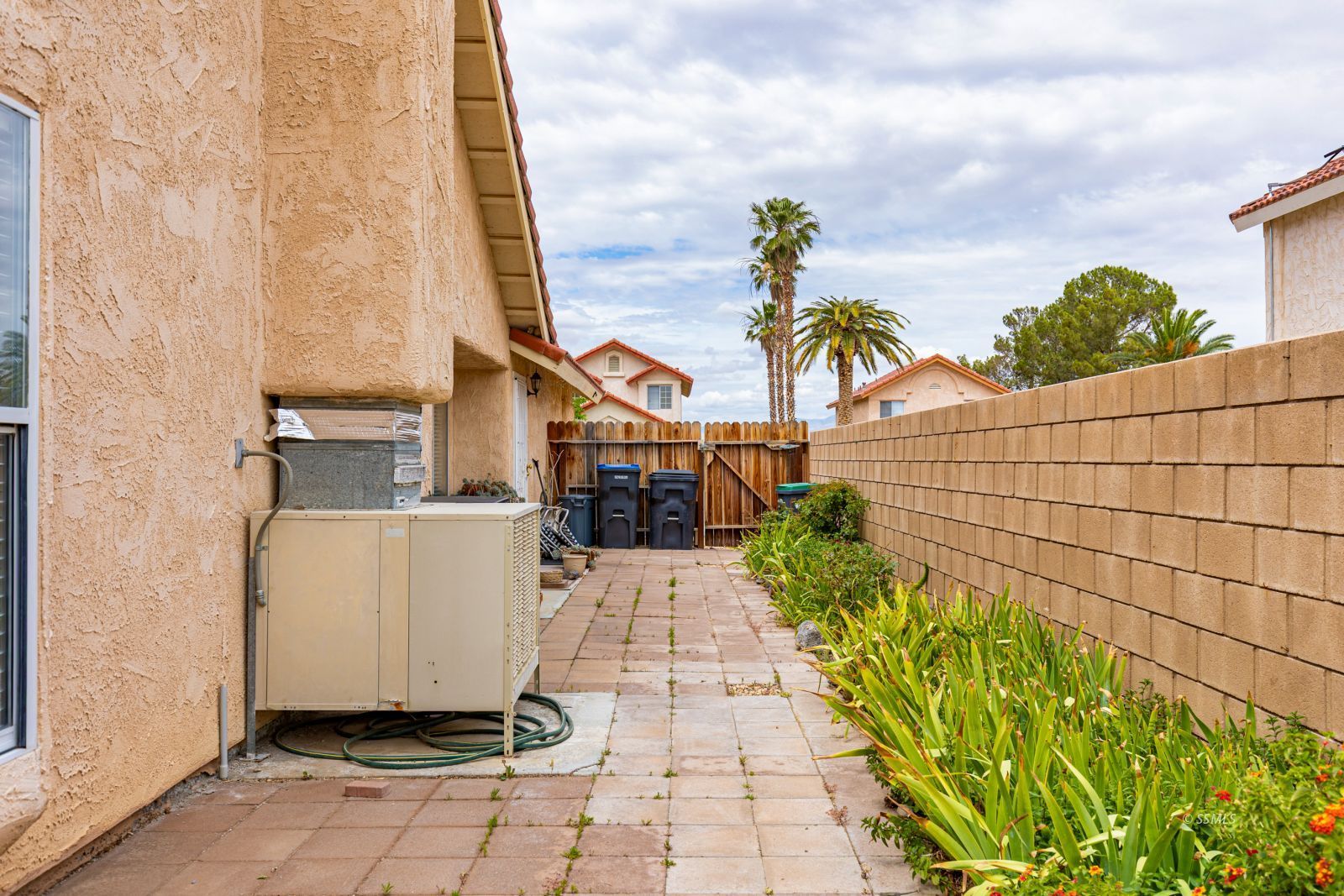 Property Photo 39