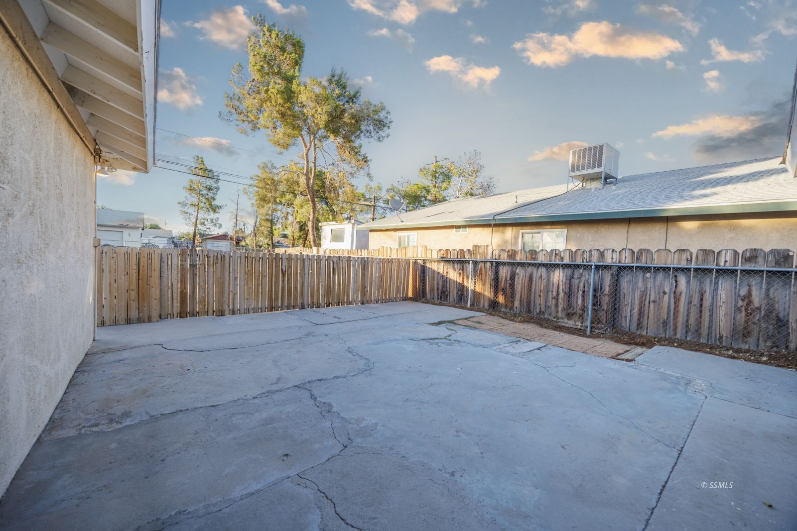 Property Photo 31