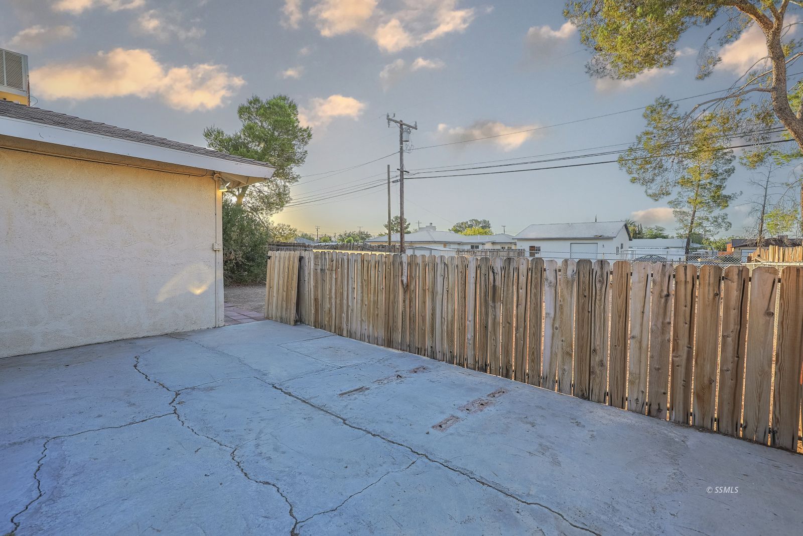 Property Photo 30