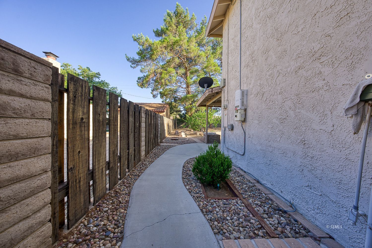 Property Photo 45