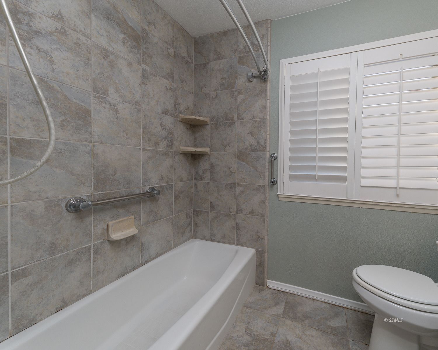 Property Photo 30