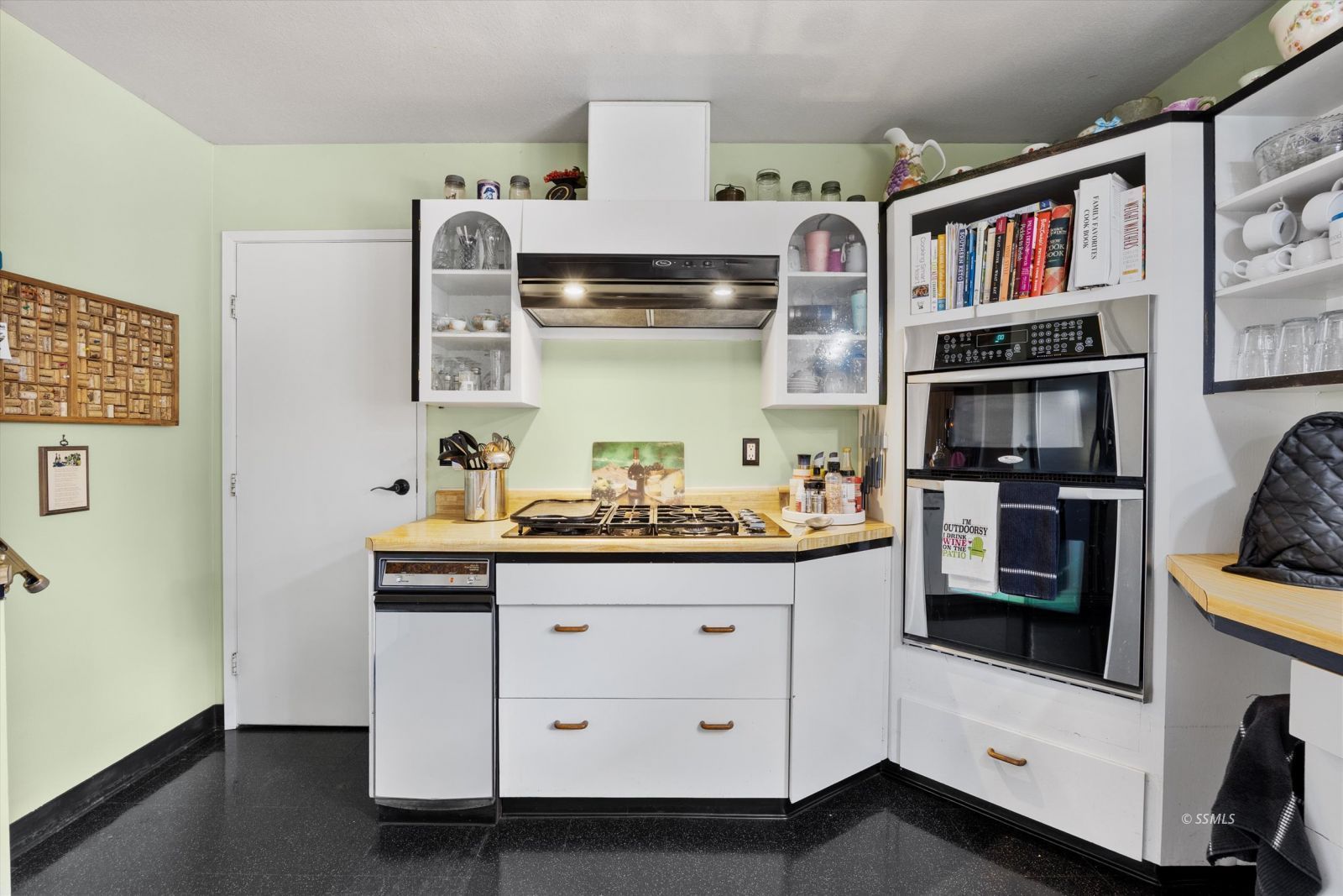Property Photo 22