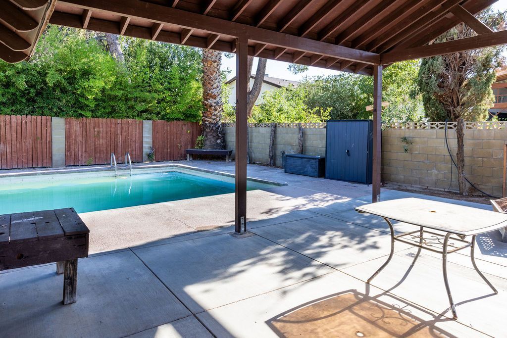 Property Photo 35