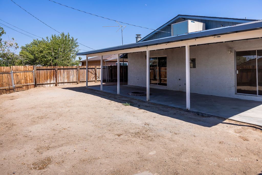 Property Photo 38